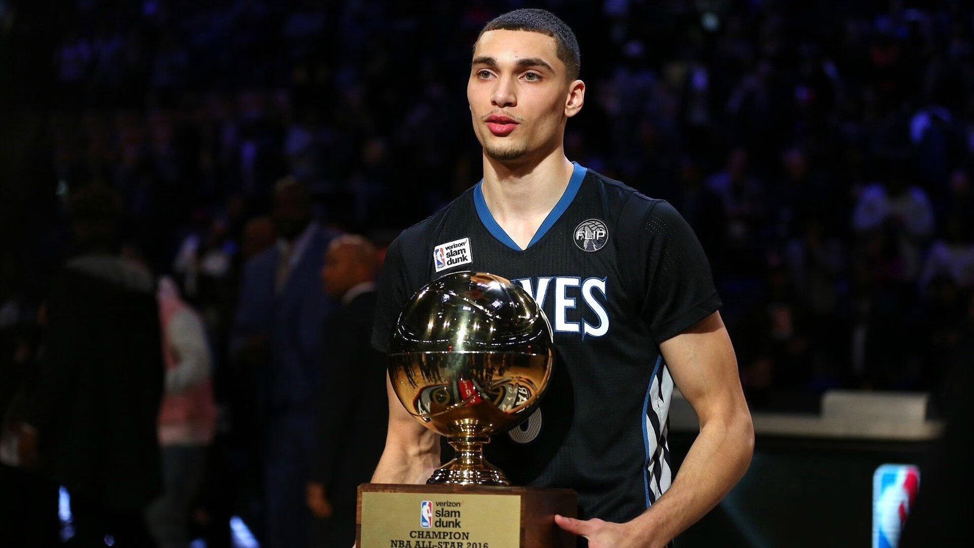 NBA季后赛激战正酣，勇士逆转独行侠，库里关键三分锁定胜局